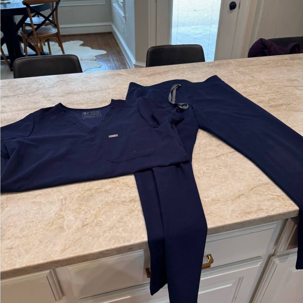 Figs Classic Navy Scrubs